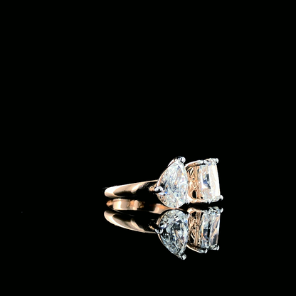 Lab-Grown Diamond Toi et Moi Ring – Pear & Radiant Cut