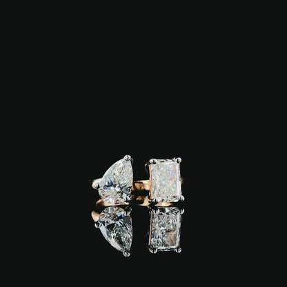 Lab-Grown Diamond Toi et Moi Ring – Pear & Radiant Cut
